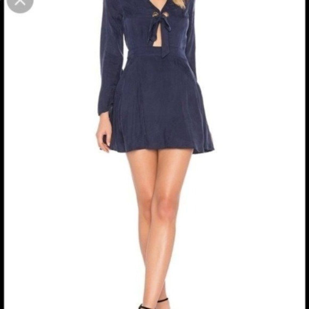 Line & Dot Dress - Picture 2 of 8
